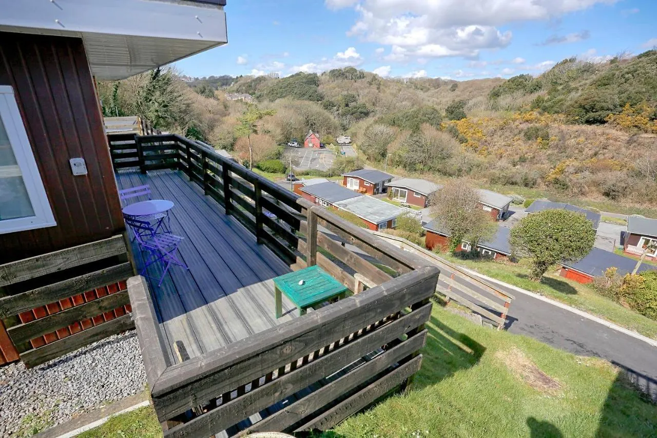Apartment Caswell Beach Chalet 70 Located In Gower Peninsula Swansea