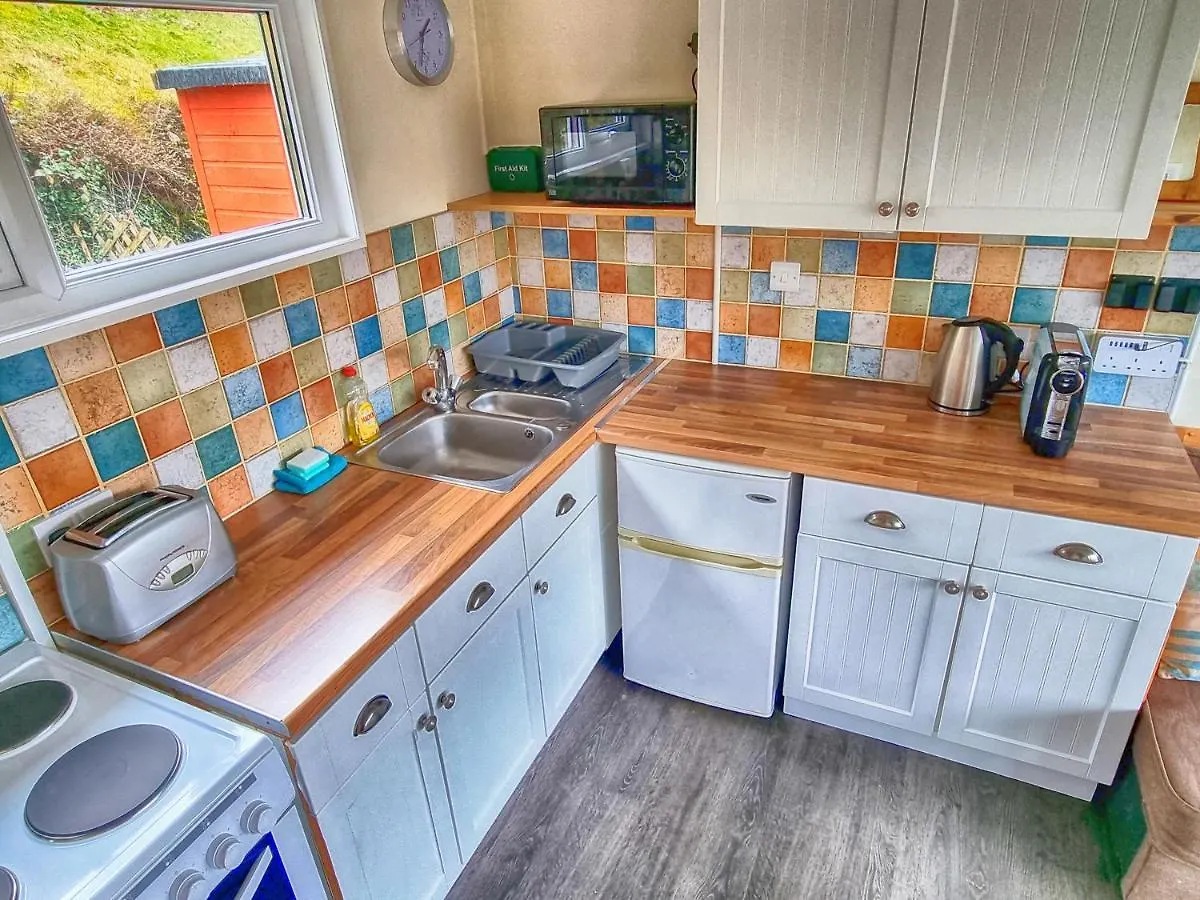 Caswell Beach Chalet 70 Located In Gower Peninsula Swansea